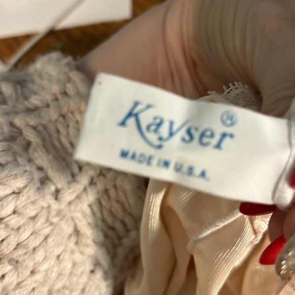 Kayser Vintage Full Slip Lingerie Adjustable Straps Lace Trim Size 32 USA - Picture 9 of 9